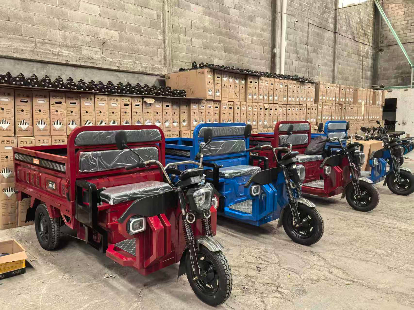 INLIFE Triciclo Eléctrico – Carga Robusta, Estabilidad Total y Eficiencia para el Trabajo Diario